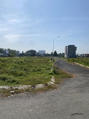 đất có sổ phân lô
đường ngô chí quốc, phường tam bình, tđ.
giá bán 3 tỷ 184 thương lượng diệ