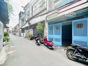 hẻm xe hơi thông - 30m ra mặt tiền - ngay khu phạm văn bạch