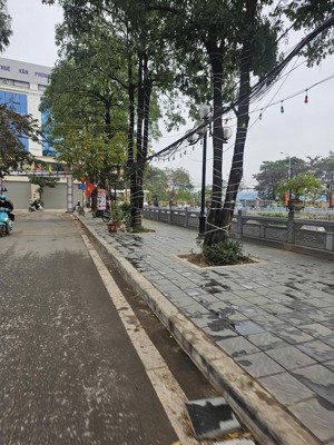 đất phân lô đức diễn 100m2, mặt tiền siêu hiếm 6m, ô tô 5 tấn quay đầu trước cửa, kinh doanh đỉnh