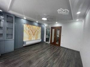 chính chủ cho thuê nhà khu nhân hòa - nhân chính, 70m - 5 tầng, full đồ, giá 18tr/tháng.