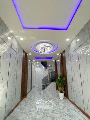 nhà mới đẹp bình tân, ngay chợ bùi tư toàn, dtsd 70m2, nở hậu, hxh, không lộ giới, nhỉnh 4 tỷ