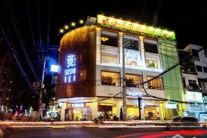 bán nhà góc 2 mt trần nhật duật, quận 1. dt: 6.5m x 20m, kc mới: 7 tầng - hdt: 150tr/th chỉ 42 tỷ