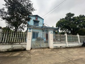 ngân hàng phát mãi gấp miếng đất + nhà tại thị trấn nho quan ninh bình