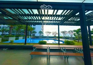 cần cho thuê căn hộ officetel lavida plus q7 dt 28m2 giá 8.5 tr/th, kí hợp đồng 1 năm