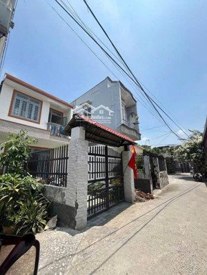 chỉ 5.5 tỷ - nhà 2 tầng có sân ô tô - 67.5m2 - gần kha vạn cân & phạm văn đồng