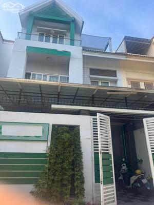 Bán biệt thự 468/ Phan Văn Trị, P.7, Gò Vấp: 8 x 14, giá 21,5 tỷ.