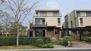 một căn biệt thự view clubhouse, vị trí vàng trong khu compound.