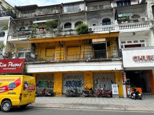 mặt tiền sử dụng hơn 600m2 - ngang 12m - ngay chợ bến thành - số 93 lê lợi, quận 1.!!