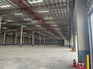 cho thuê 3.000m2 kho xưởng kcn thạch thất quốc oai, hà nội