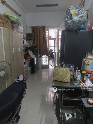 bán nhà mt trung tâm quận 10 - 70m2 - 2 tầng - hđthuê ổn định.