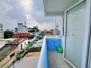 căn hộ dịch vụ ban công, ngay kỳ đồng, hoàng sa quận 3, ô tô vào tận nhà, kế bên q1