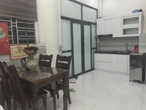 bán nhà, phố đội cấn, ba đình, lô góc, ngõ nông, dt 21m, 5 tầng, giá 5,8 tỷ