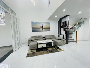 nhà dt: 4.9m x 18m hẻm ô tô đường chu văn an phường 12