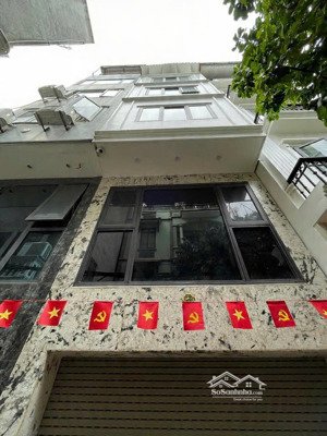 chính chủ bán nhà cầu giấy, 65,3m2*5 tầng, mặt tiền hơn 4m, 13 tỷ