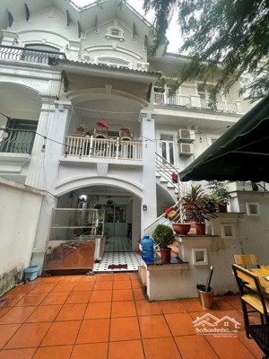 cho thuê nhà hoàn thiện kinh doanh ngay a33 geleximco - cửa ngõ kết nối vinsmart city - giá cực tốt