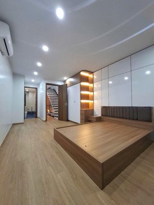 gđ cần bán nhà phố thuỵ khuê 6 tầng 45m full nội thất giá nhỉnh 14 tỷ