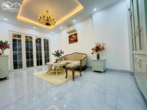 BÁN NHÀ MỚI FULL NỘI THẤT Ở NGAY ĐƯỜNG LẠC LONG QUÂN, TÂY HỒ