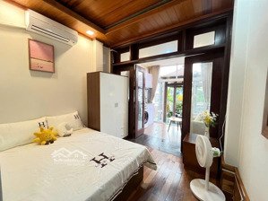 cho thuê căn hộ 1 phòng ngủ full nội thất sân vườn gần vạn hạnh mall quận 10