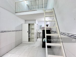 phòng trọ cao cấp - có gác cao 1m7 siêu thoáng giá rẻ ngay cầu tân thuận q7 sát ufm. hình thật 100%