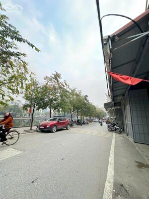 BÁN ĐẤT TẶNG NHÀ CẤP 4 – TRẠM TRÔI – HOÀI ĐỨC. 30m² | Mặt tiền 3,65m | Ngõ nông – gần ôtô