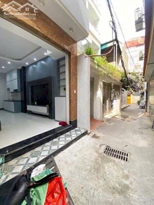 Bán nhà phố Khương Đình – Gần phố, 32m², 6 tầng thang máy, nhà đẹp ở ngay, giá 9 tỷ
