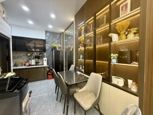 nhà mới ở ngay, full nội thất, dòng tiền 12 triệu/ tháng, 2 tầng đúc,chỉ 4.15 t còn tl