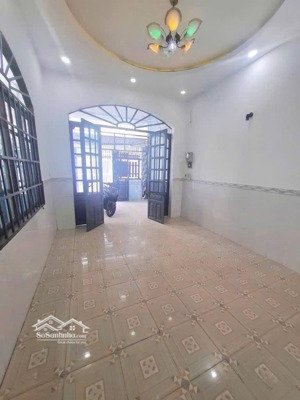 chủ gởi bán nhà 1 trệt 1 gác bửu hòa ngay chợ đồn, 76,3m2, thổ cư 100%, sổ riêng, hẻm ô tô 5m