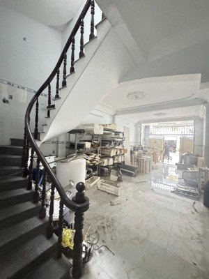 bán nhà mặt tiền đường trung mỹ tây 3 cách nguyễn ảnh thủ chỉ 150m, quận 12