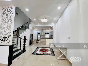 cho thuê nhà phố view hồ tại lakeview city, 30 triệu gọi ngay xem nhà 