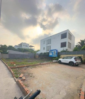 73m2 - 6.7 tỷ - hxh quay đầu - ngay phạm văn đồng - xây dựng được 5 tầng