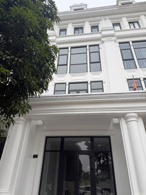 cho thuê liền kề luis tân mai, diện tích 95m 5 tầng, giá thuê 40tr, lh 