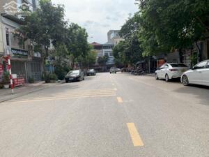 Cần bán rất gấp 281m đất 31HA Trâu Quỳ, vị trí làm kho xưởng, văn phòng công ty đẹp