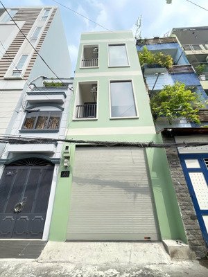 cho gặp chủ trả giá, bán nhà 3 tầng, hẻm rộng 6m đường hồ bá kiện, quận 10