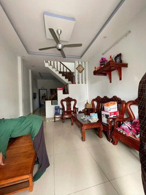 nhà 1 lầu đẹp 4x14m shr đg ô tô 1/50m trịnh thị miếng ngay chợ ba bầu.