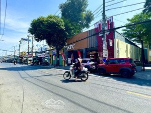 bán nhà mặt tiền nguyễn duy trinh. dt: 6 x 28 =165 m2. giá: 26 tỷ giảm còn 20 tỷ