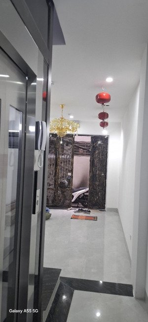 tôi chính chủ bán nhà 6 tầng 10 phòng khép kín thang máy, pccc đầy đủ và nội thất nhà mới xây xong