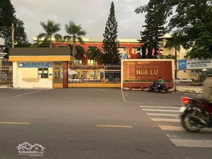 cho thuê nhà nguyên căn mặt tiền 72 quang trung