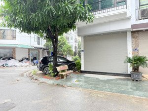 bán nhà ô tô tránh vỉa hè tđc tu hoàng phương canh 5t thang máy 43m2 14 tỷ