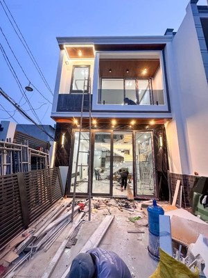 bán nhà góc 2 mặt tiền kinh hẻm 1716 huỳnh tấn phát nhà bè