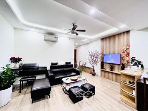 cho thuê căn hộ toà 71 nguyễn chí thanh 94.5m2 2pn 2wc giá 13tr/th