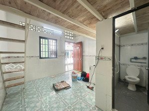 duplex 38m2 full nt cơ bản ngay cầu chữ y, nguyễn văn cừ, đh saì gòn