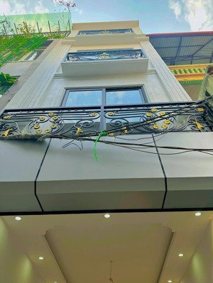 quá víp - phố nguyễn khang 47m x 5t - gần phố - nhà đẹp - giá 11.5 tỷ.