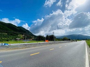 để lại lô đất 2 mặt tiền tỉnh lộ 3 (qh:42m), cách vingroup chỉ 500m, gần kcn trảng é, sổ hồng sẵn.