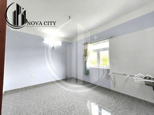 phòng mới đẹp thoáng giá bình dân ban công cửa sổ tùy nhu cầu