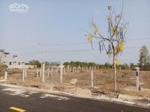 đất bình châu, mặt tiền, toạ lạc trên đồi cát nhìn ra biển, kế bên lagoona, gần novaland bình châu