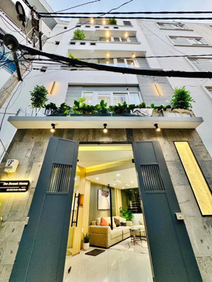 đoàn thị điểm, p1, pn. t: 4,65x10m - dtcn 38,9m2 kết cấu: 5 tầng. hướng: đông nam. giá: 13,57 tỷ