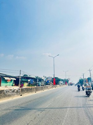 đất đẹp giá mềm - sau chợ phước đông