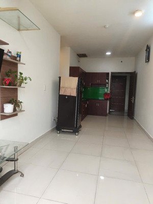 cho thuê căn hộ tô ký 61m2, 2pn, có nội thất, giá 7 triệu/ tháng.