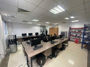 cho thuê sàn văn phòng tầng 6 mặt phố nguyễn du 50m giá chỉ 16 triệu, mới đẹp