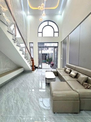 bán nhà lầu hoàn công ngay chợ tân phong, trung tâm tp. biên hòa. chỉ 3 tỷ 750